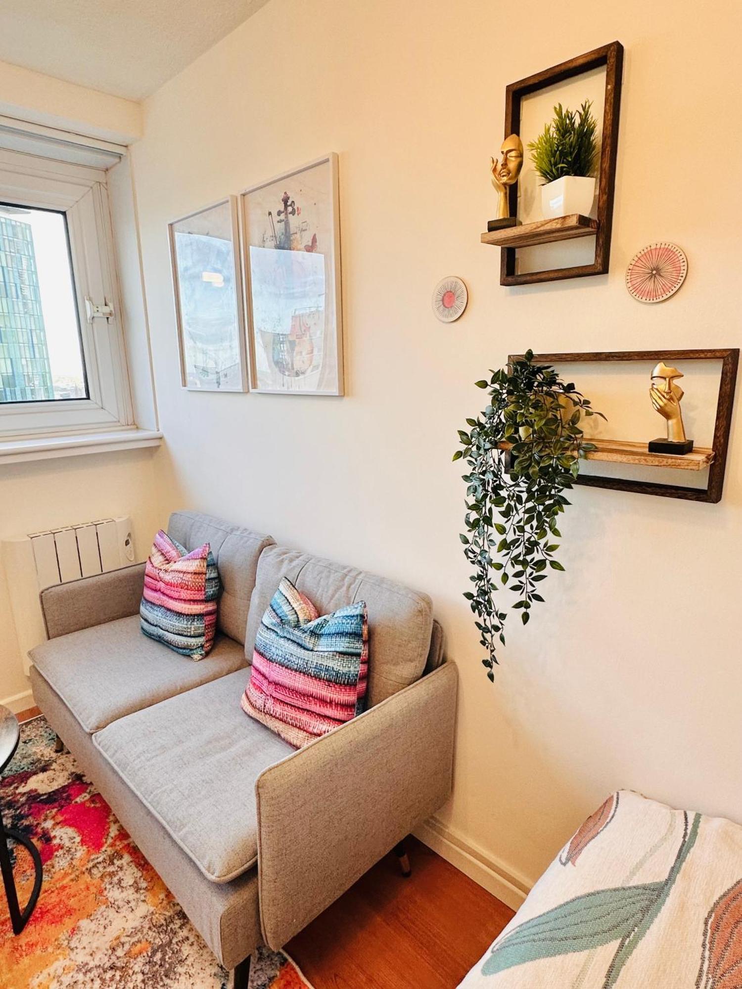 B - Newley Renovated Private Self-Contained Room In A Shared Apartment In Birmingham City Centre Extérieur photo